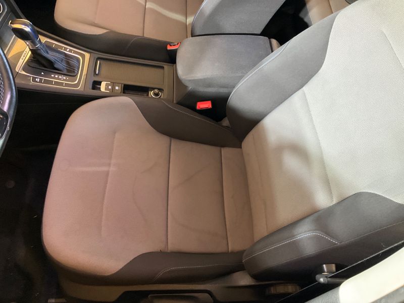 Volkswagen e-Golf VII electric drive 85 kW 2016 – снимка 31