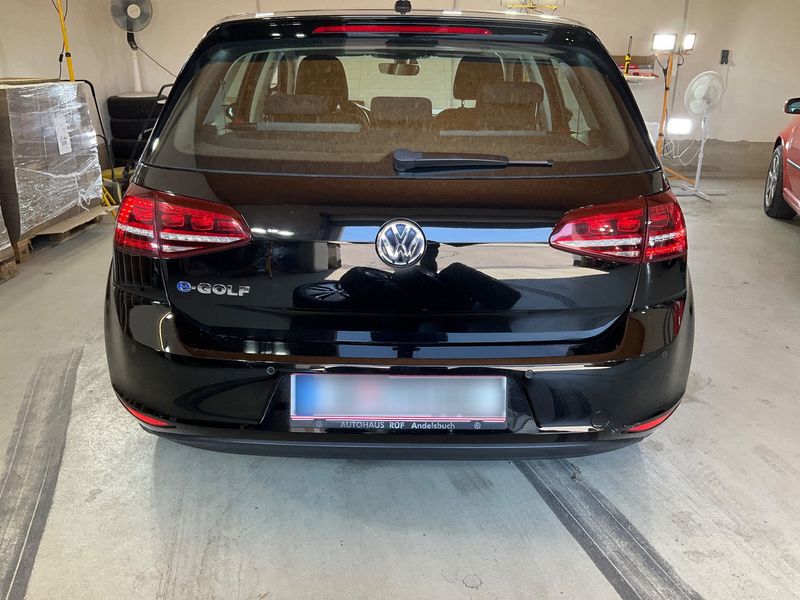 Volkswagen e-Golf VII electric drive 85 kW 2016 – снимка 35