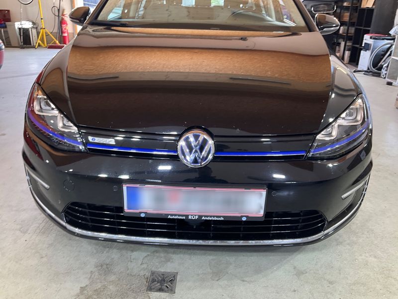 Volkswagen e-Golf VII electric drive 85 kW 2016 – снимка 38