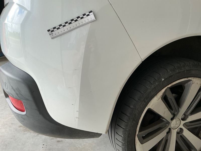 Peugeot 3008 1.6 Blue-HDi Allure 2015 – снимка 28