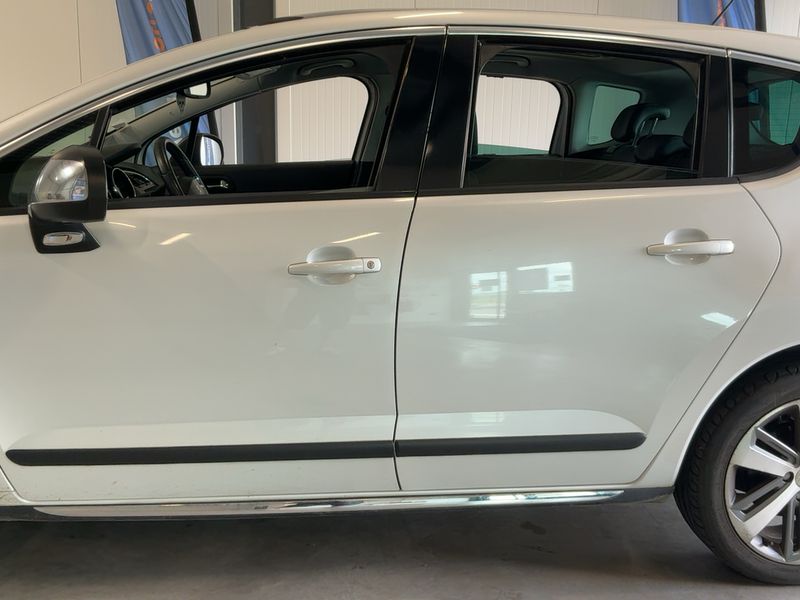 Peugeot 3008 1.6 Blue-HDi Allure 2015 – снимка 4