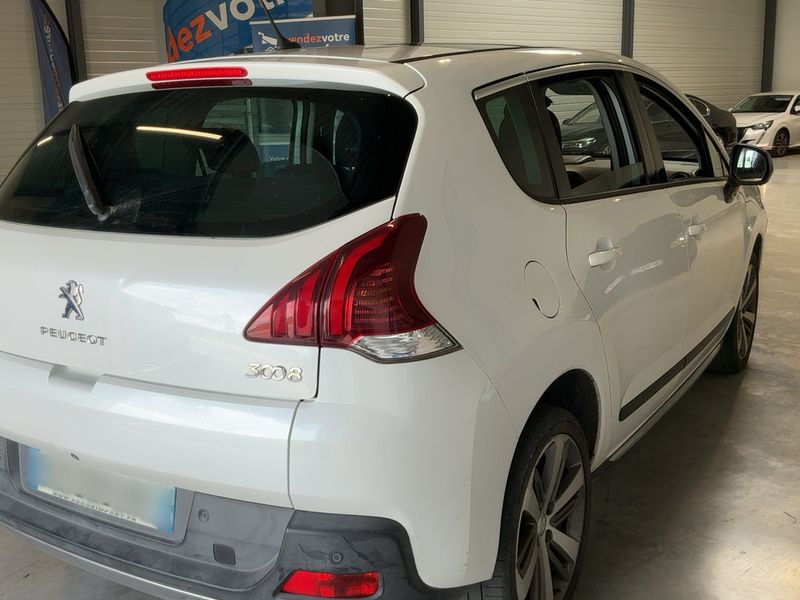 Peugeot 3008 1.6 Blue-HDi Allure 2015 – снимка 8