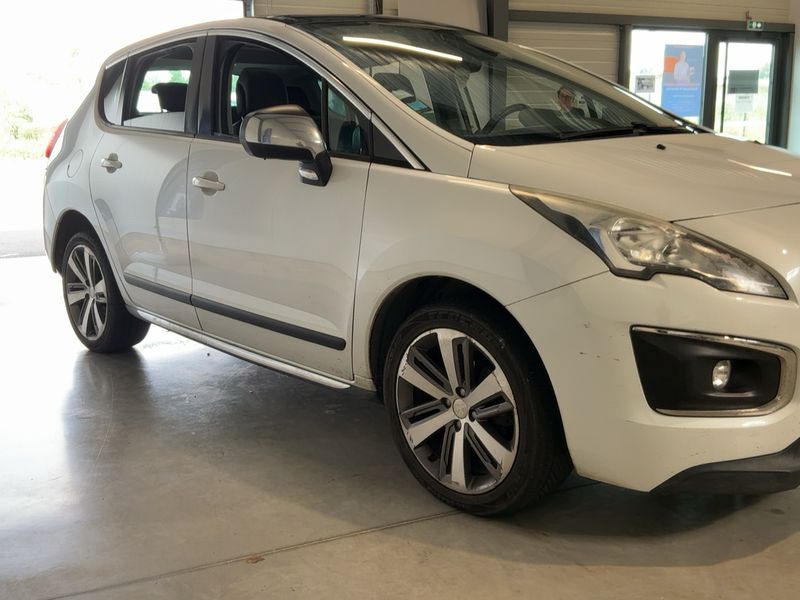 Peugeot 3008 1.6 Blue-HDi Allure 2015 – снимка 12