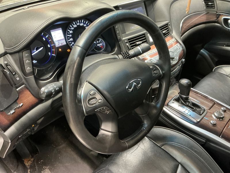Infiniti M-Serie M30d GT 2012 – снимка 29
