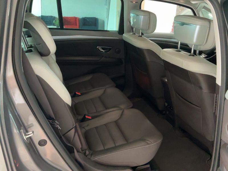 Renault Espace 1.6 dCi Energy Initiale Paris 2016 – снимка 19