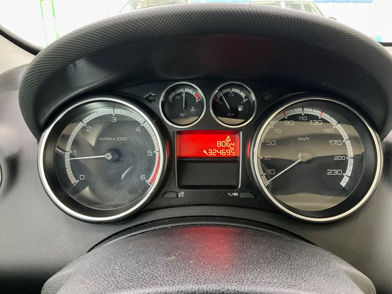 Peugeot 308 1.6 HDi Affaire Pack CD Clim Confort 2014 – снимка 4