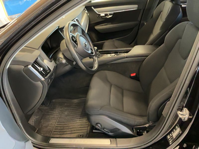 Volvo V90 2.0 D4 Momentum 2018 – снимка 16