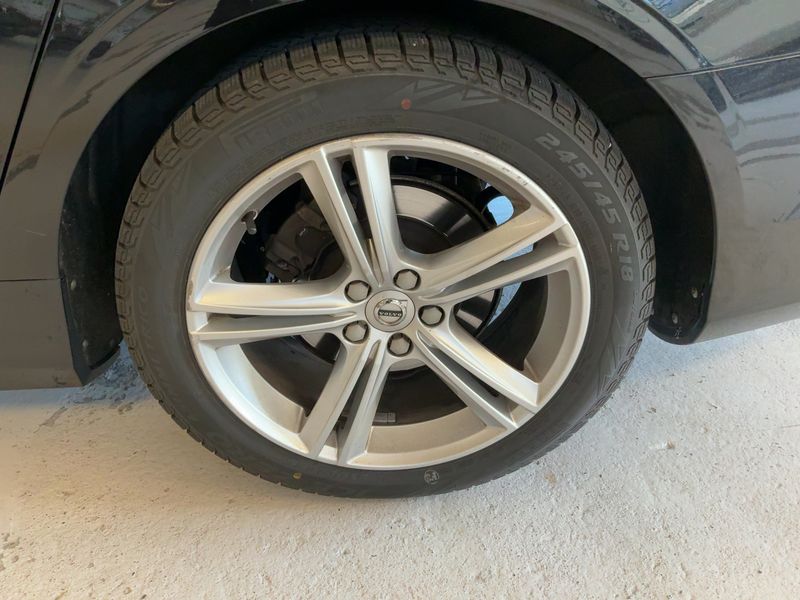 Volvo V90 2.0 D4 Momentum 2018 – снимка 5