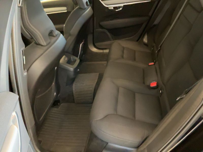 Volvo V90 2.0 D4 Momentum 2018 – снимка 19