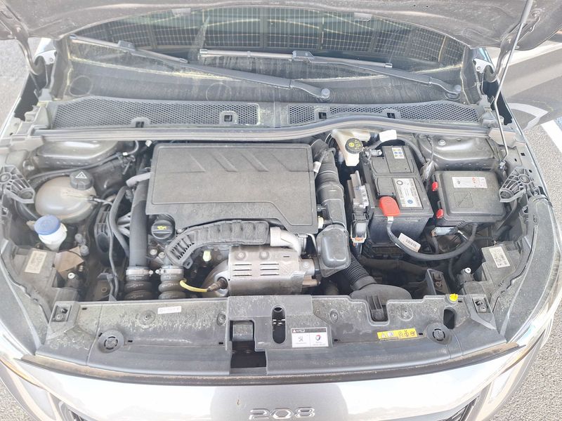 Peugeot 208 1.2 PureTech Allure 2020 – снимка 8