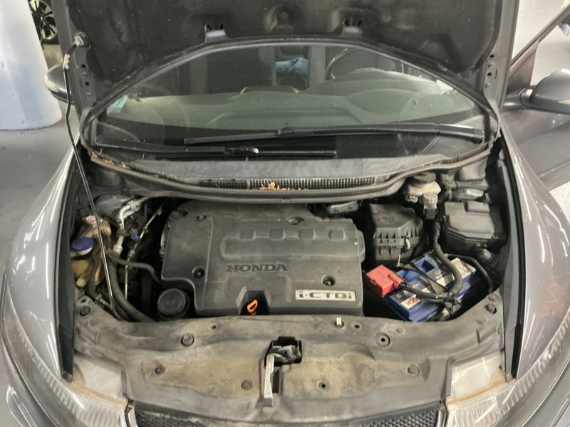 Honda Civic 2.2 CTDI Virtuose 2010 – снимка на щета