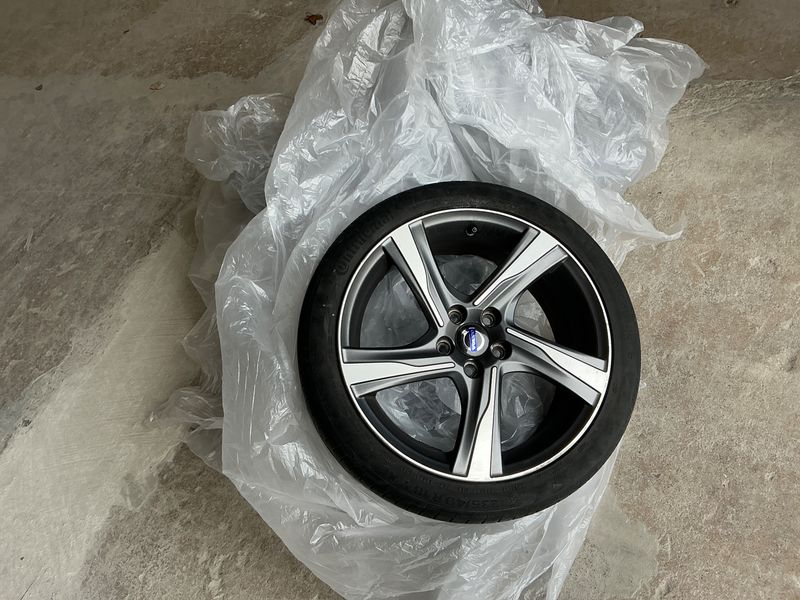 Volvo V60 2.0 D5 Momentum 2015 – снимка 15