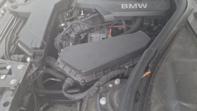 BMW 3er 320d xDrive Advantage 2016 – снимка 34