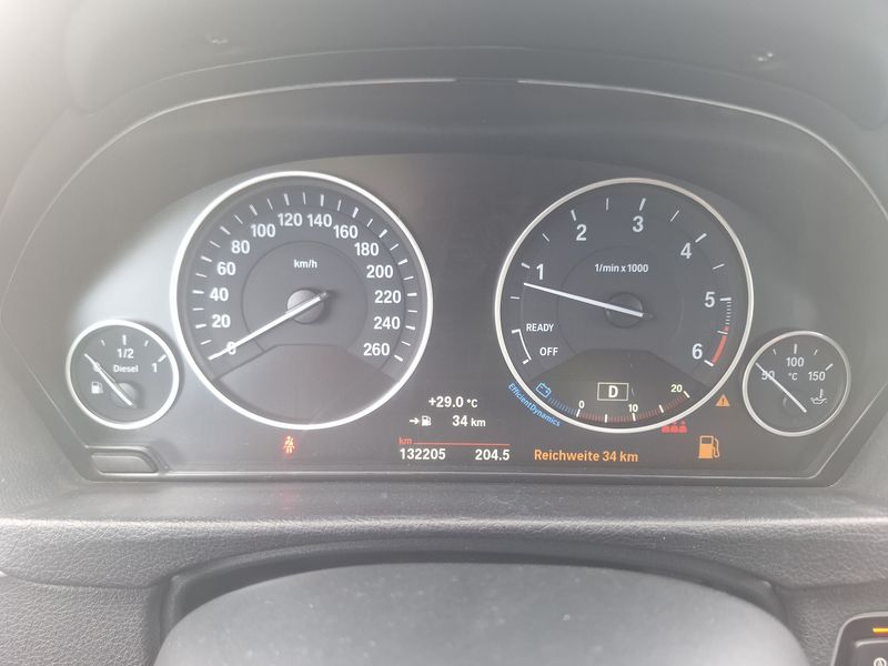BMW 3er 320d xDrive Advantage 2016 – снимка 18