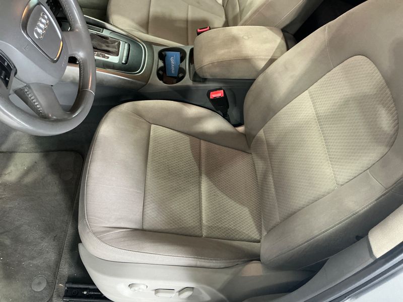 Audi Q5 2.0 TFSI quattro 2010 – снимка 24