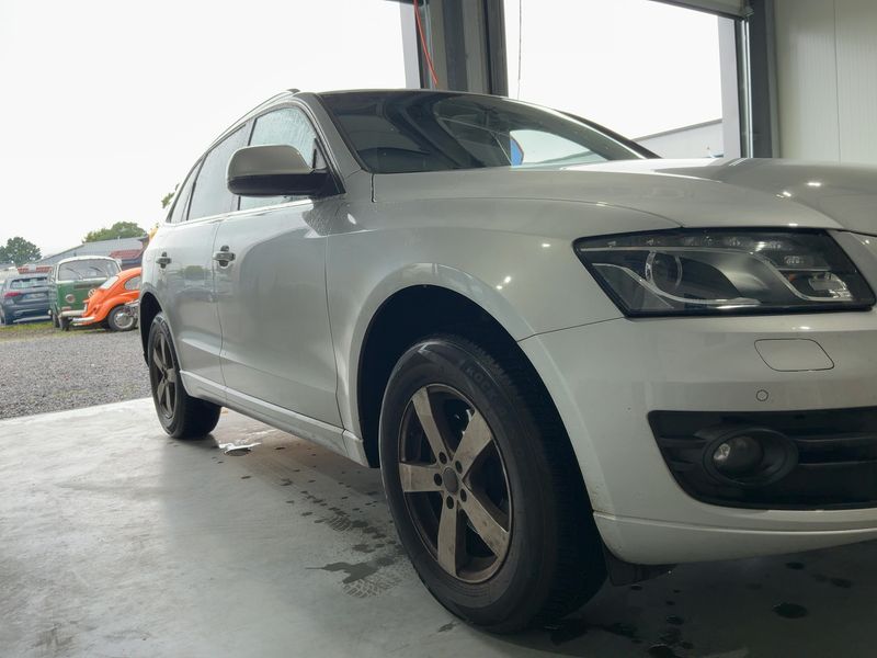 Audi Q5 2.0 TFSI quattro 2010 – снимка 12