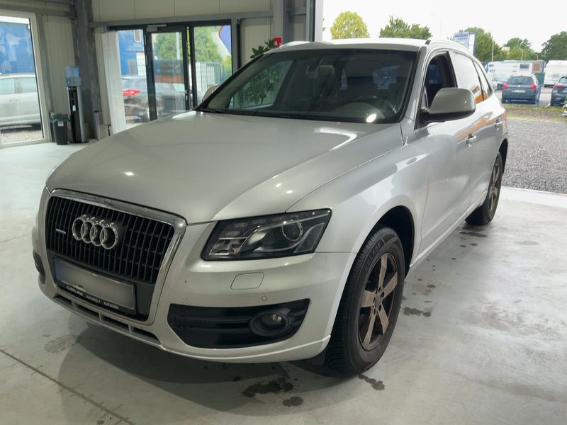 Audi Q5 2.0 TFSI quattro 2010 – снимка 1
