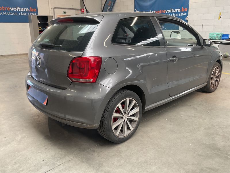 Volkswagen Polo 1.2 Comfortline 2010 – снимка 2