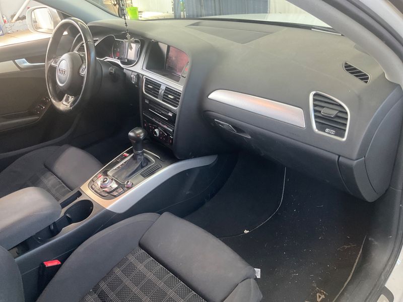 Audi A4 2.0 TDI Ambition 2013 – снимка 25