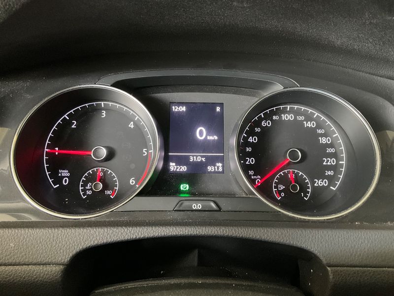 Volkswagen Golf VII 1.6 TDI Business BlueMotion Tech 2019 – снимка 18