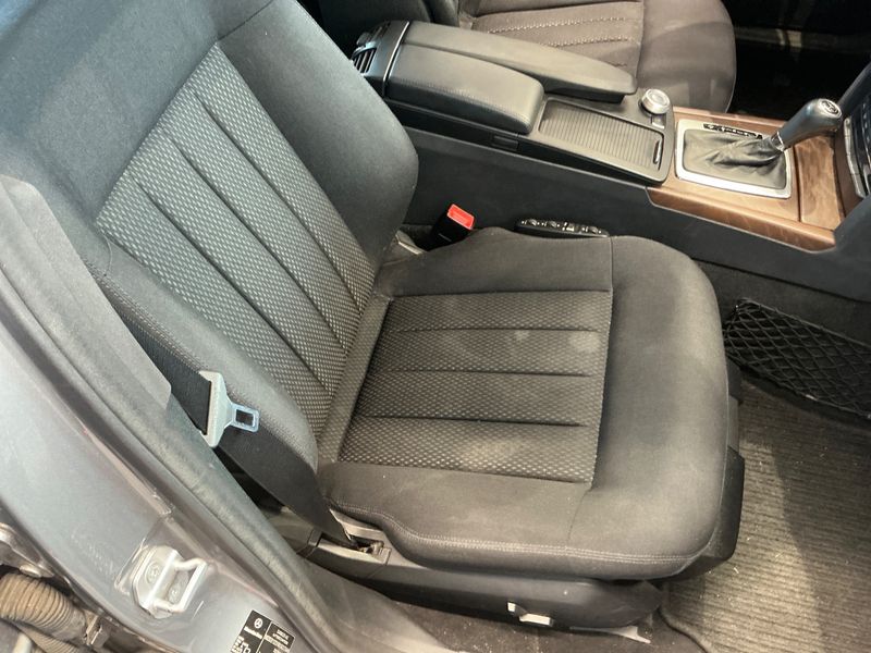 Mercedes-Benz E-Klasse E 200 CGI T BlueEfficiency Elegance 2011 – снимка 25