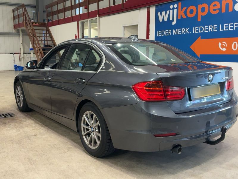 BMW 3er 320d EfficientDynamics Edition 2013 – снимка 6