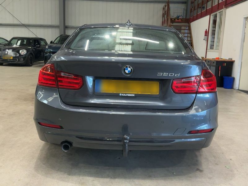 BMW 3er 320d EfficientDynamics Edition 2013 – снимка 7
