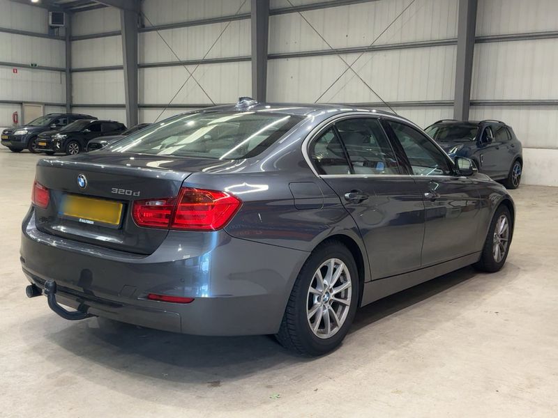 BMW 3er 320d EfficientDynamics Edition 2013 – снимка 8