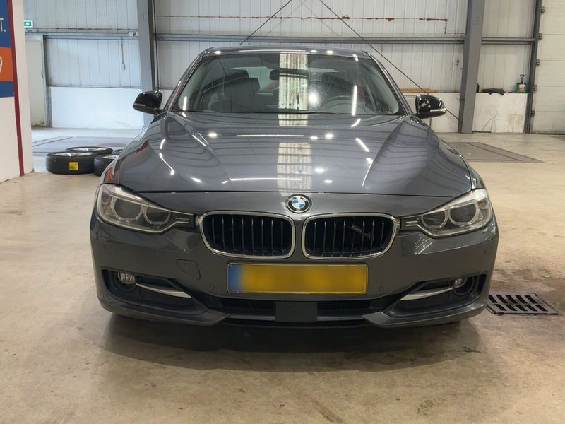 BMW 3er 320d EfficientDynamics Edition 2013 – снимка 14