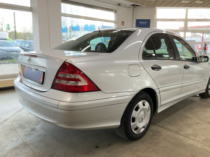 Mercedes-Benz C-Klasse C 220 CDI Classic 2006 – снимка 8