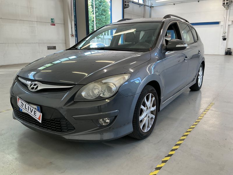 Hyundai i30 1.4 Comfort 2011 – снимка 1