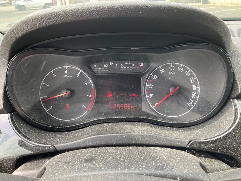 Opel Corsa 1.4 Edition 2015 – снимка 4