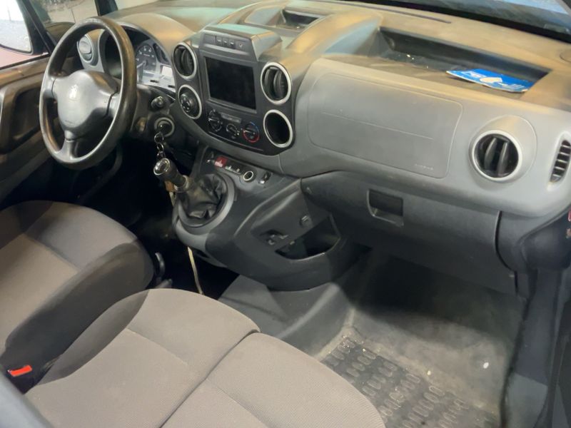 Peugeot Partner 1.6 Blue-HDi L1 Premium Pack 2017 – снимка 17