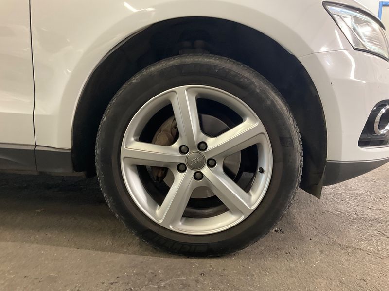 Audi Q5 2.0 TDI quattro S line 2015 – снимка 11