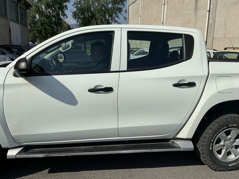 Mitsubishi L 200 2.2 DI-D Doppelkabine 4WD 2021 – снимка 4