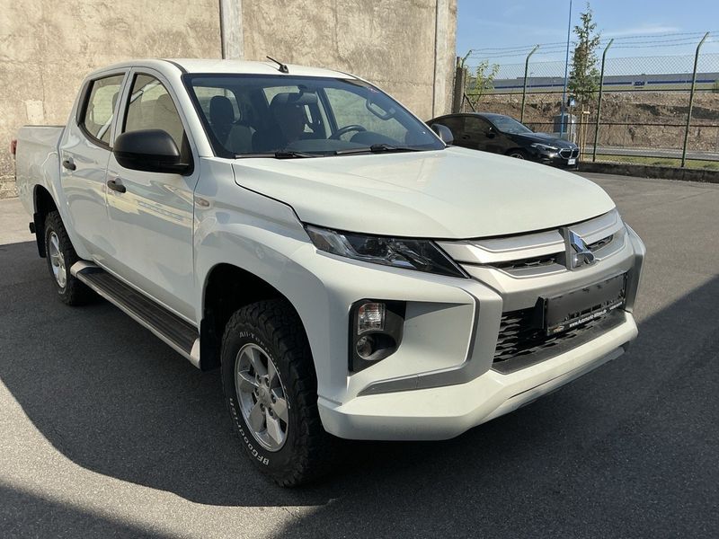 Mitsubishi L 200 2.2 DI-D Doppelkabine 4WD 2021 – снимка 12
