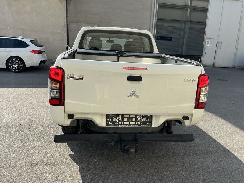 Mitsubishi L 200 2.2 DI-D Doppelkabine 4WD 2021 – снимка 6