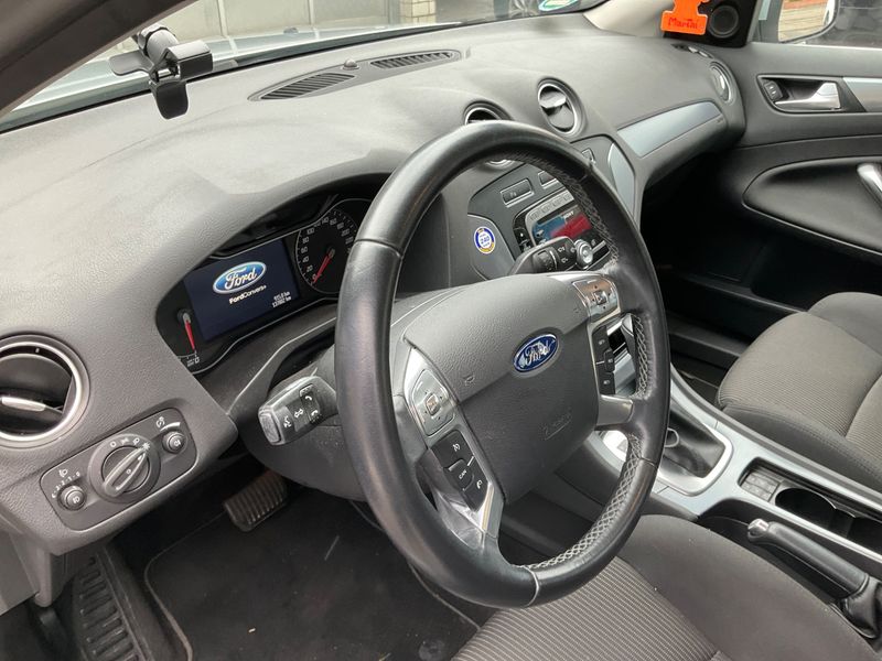 Ford Mondeo 2.0 EcoBoost Trend 2013 – снимка 38
