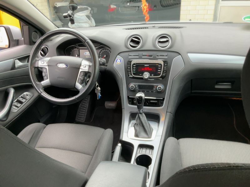 Ford Mondeo 2.0 EcoBoost Trend 2013 – снимка 18