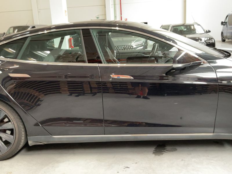 Tesla Model S P85D Performance 2016 – снимка 10