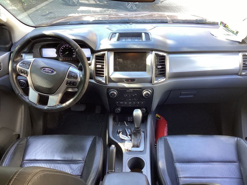 Ford Ranger 3.2 TDCi Doppelkabine Limited 4x4 2017 – снимка 17