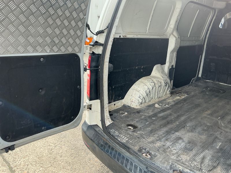 Hyundai H1 2.5 CRDi Travel Classic 2012 – снимка 32