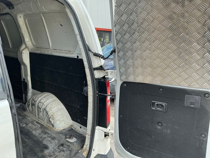 Hyundai H1 2.5 CRDi Travel Classic 2012 – снимка 31