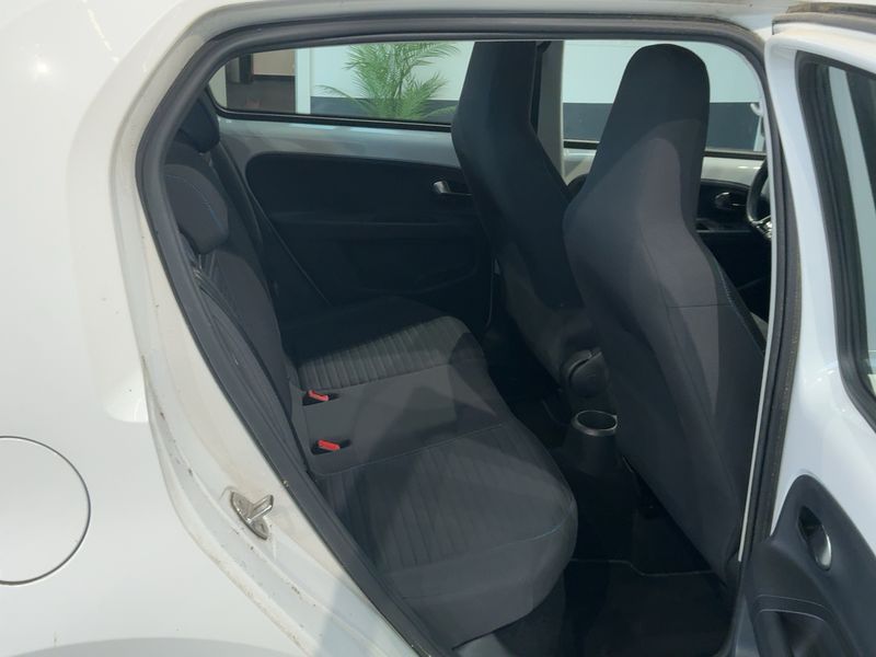 Volkswagen up! 1.0 Cup up! 2015 – снимка 19