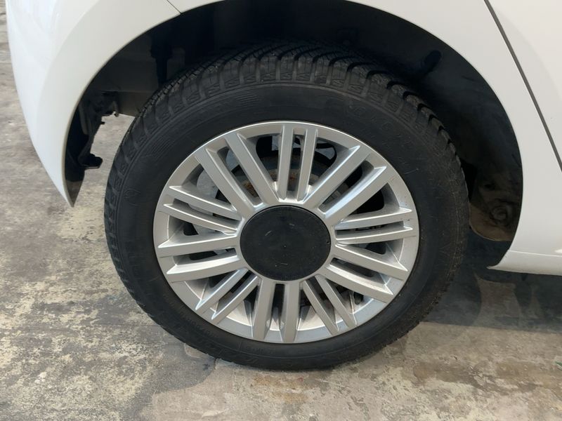 Volkswagen up! 1.0 Cup up! 2015 – снимка 9