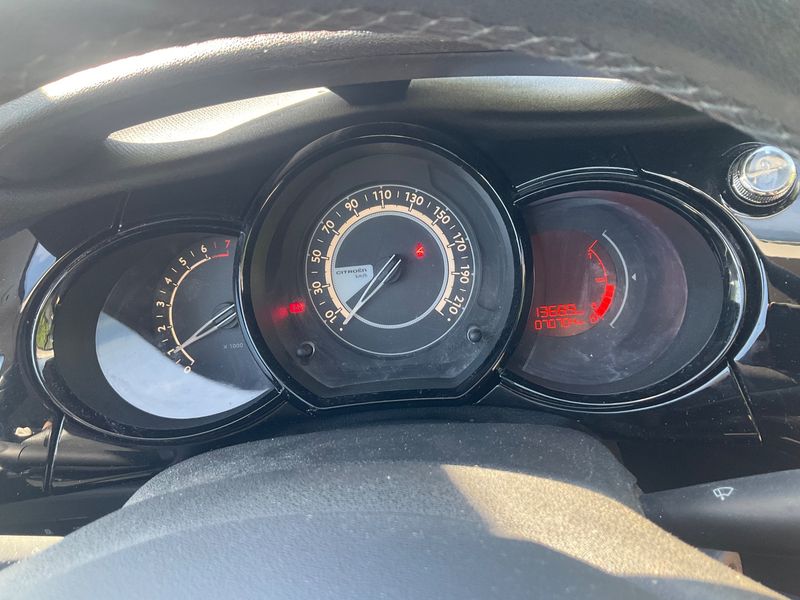 Citroen C3 1.2 PureTech Feel 2017 – снимка 18