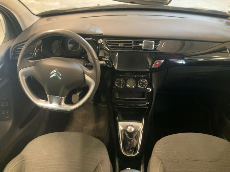 Citroen C3 1.2 PureTech Feel 2017 – снимка 17