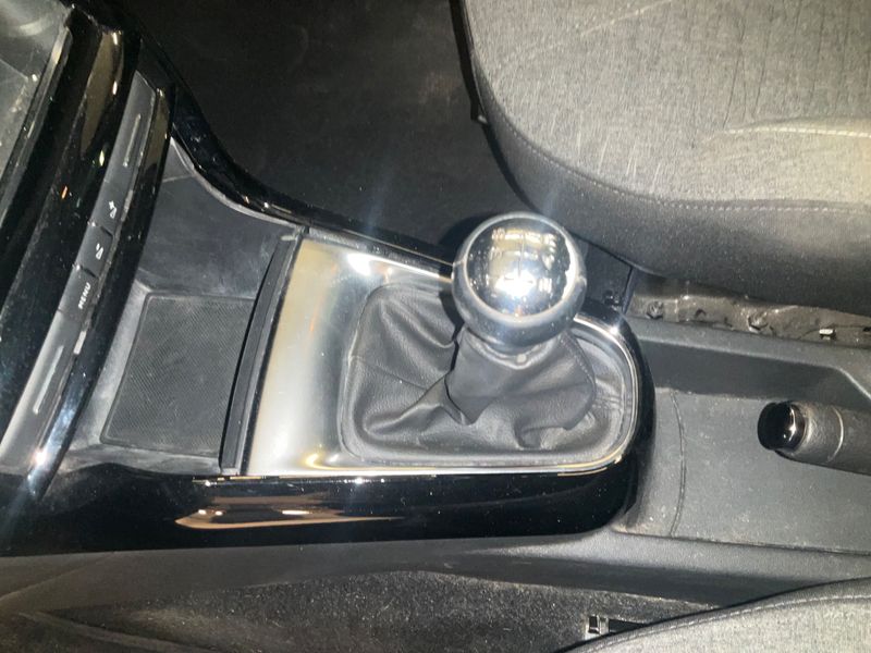 Citroen C3 1.2 PureTech Feel 2017 – снимка 24