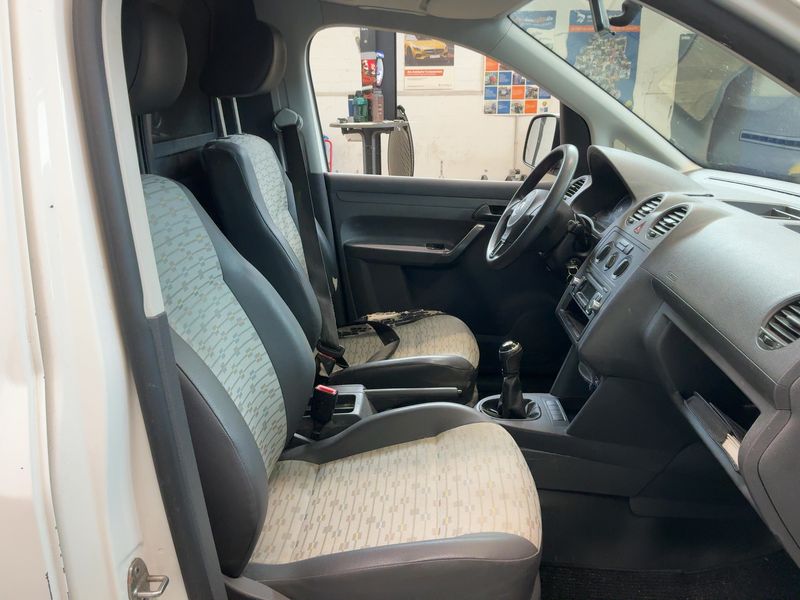 Volkswagen Caddy 1.6 TDI Kasten EcoProfi 2013 – снимка 16