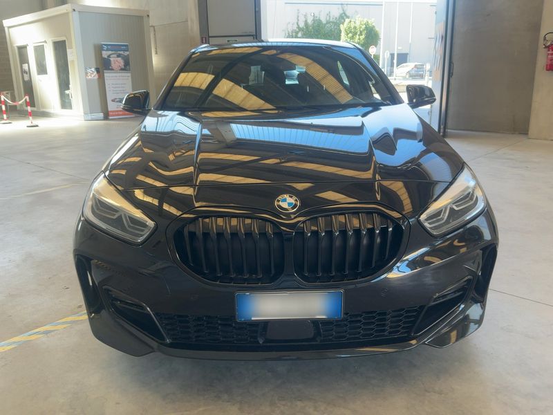 BMW 1er 116d M Sport 2021 – снимка на щета 14